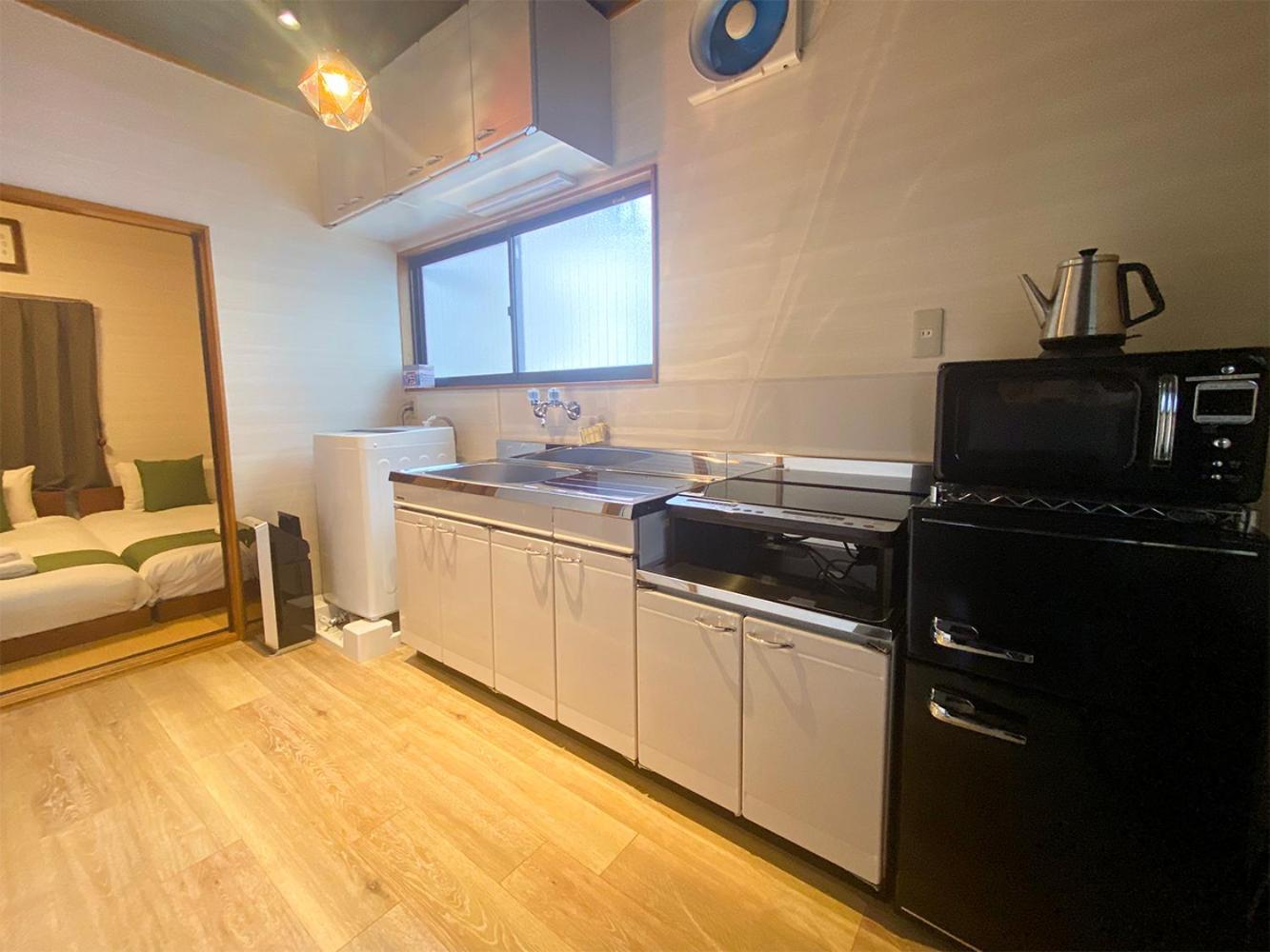 Kagurazaka Retro Bar & Hotel Tōkyō Extérieur photo