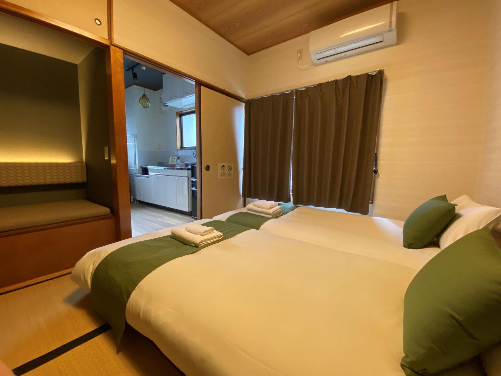Kagurazaka Retro Bar & Hotel Tōkyō Extérieur photo