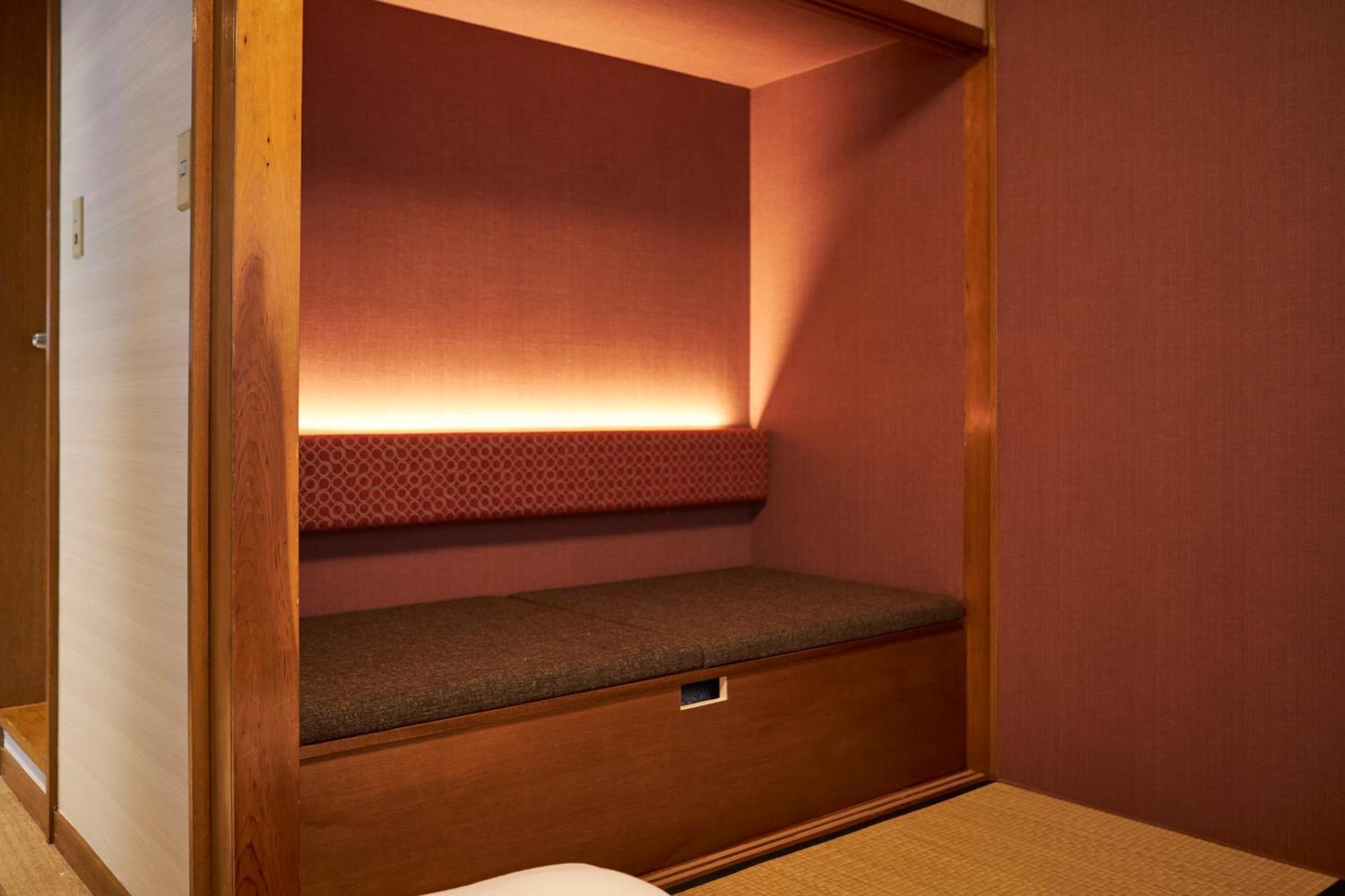 Kagurazaka Retro Bar & Hotel Tōkyō Extérieur photo