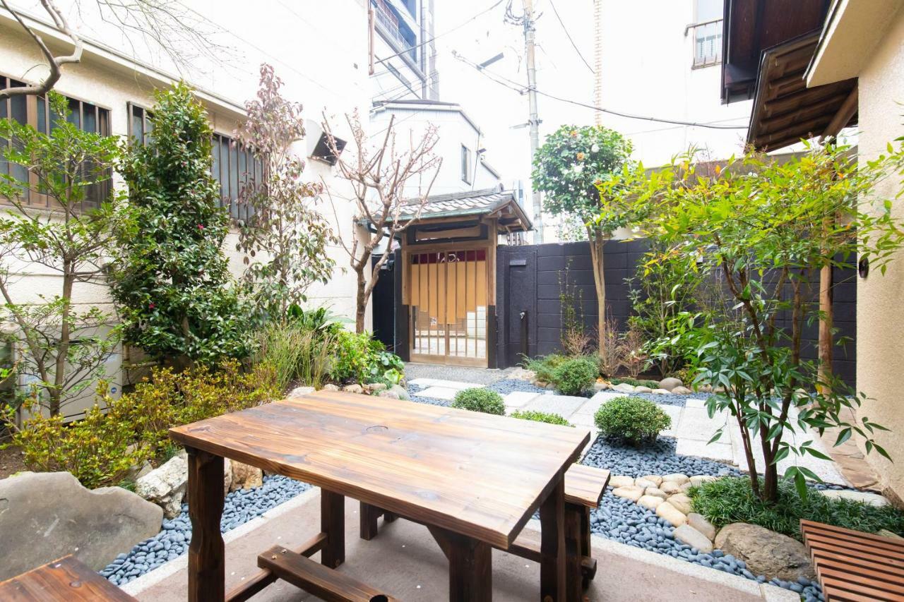 Kagurazaka Retro Bar & Hotel Tōkyō Extérieur photo